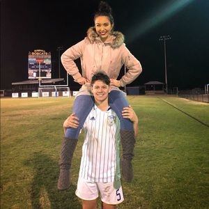 Meet your Posher, Grant